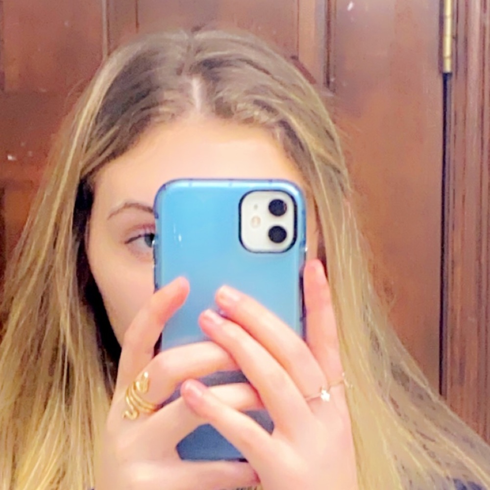 Meet your Posher, Mackenzie